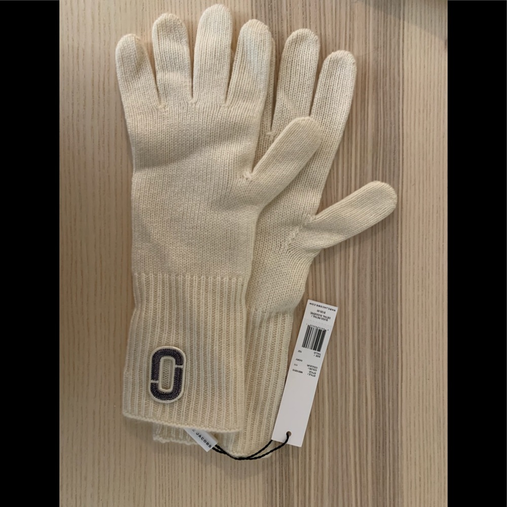 Marc Jacobs 100% cashmere gloves